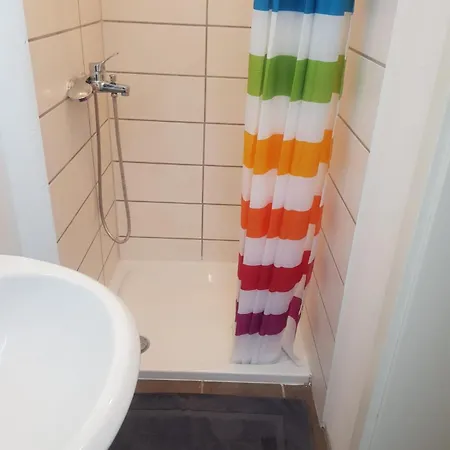 아파트 Monteurwohnung Zentrum *