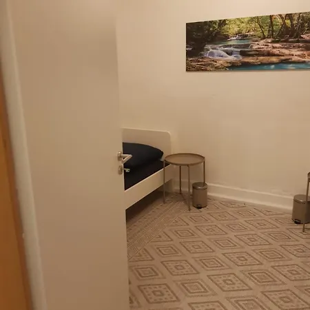 Schoene Monteurwohnung - Zentrum Apartment *